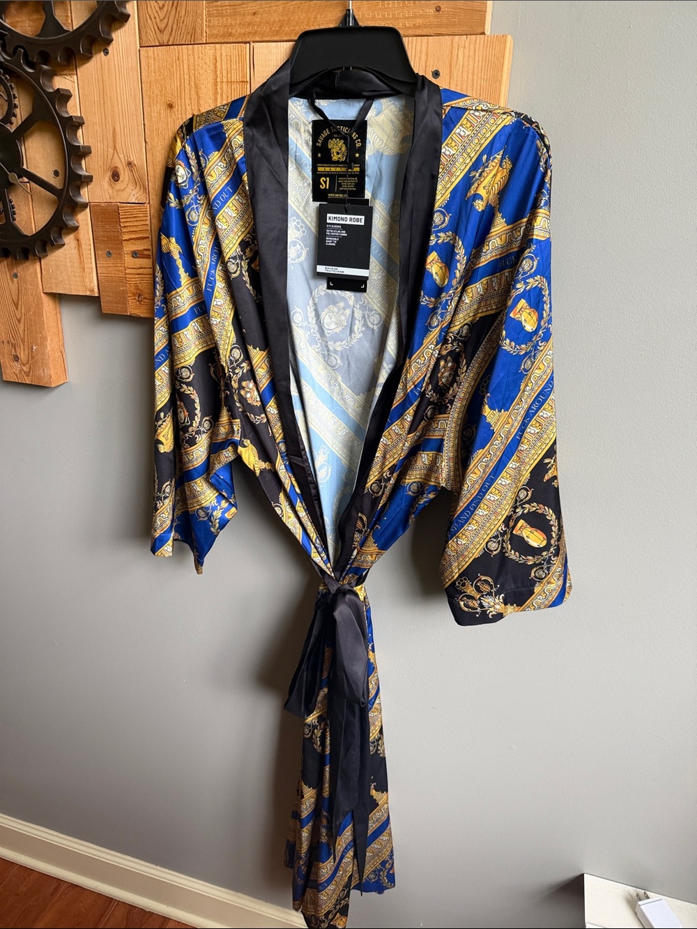 SAVAGE KIMONO ROBE - Picture 2 of 5
